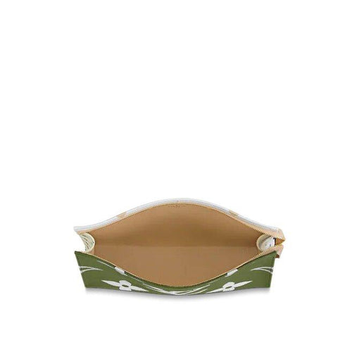 LV Toiletry Pouch 26 Khaki